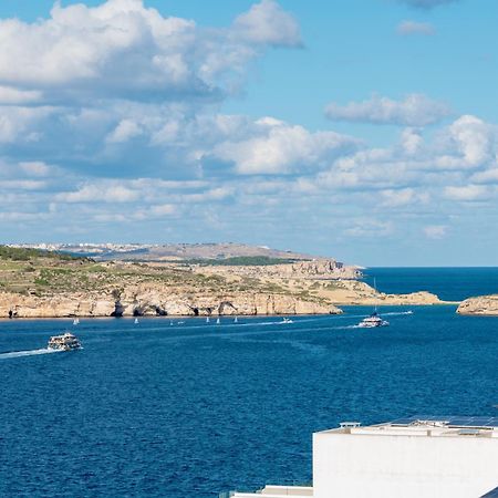 Apartmán Seashells Sea View Penthouse With Private Hot Tub & Large Sunny Terrace With Stunning Views - By Getwaysmalta St. Paul's Bay Exteriér fotografie