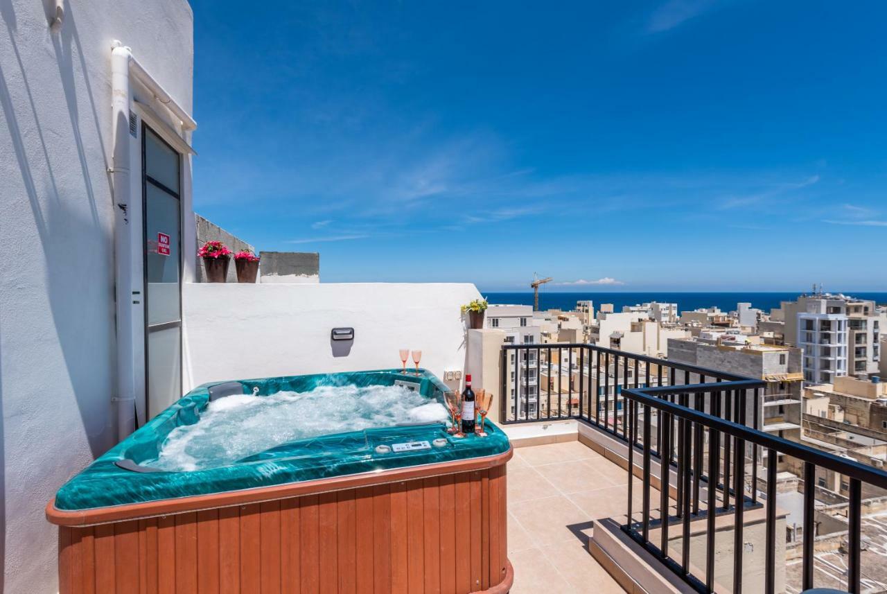 Apartmán Seashells Sea View Penthouse With Private Hot Tub & Large Sunny Terrace With Stunning Views - By Getwaysmalta St. Paul's Bay Exteriér fotografie